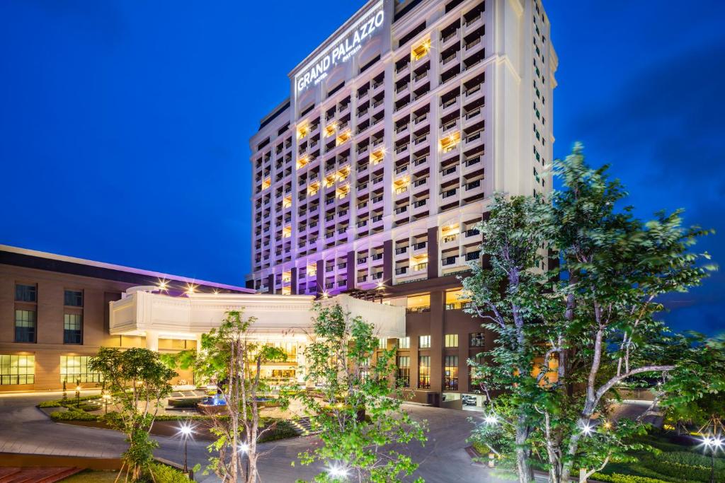 Grand Palazzo Hotel