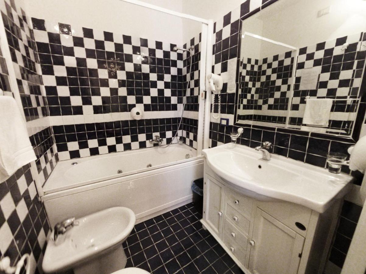 Imperial Rooms Guest House
