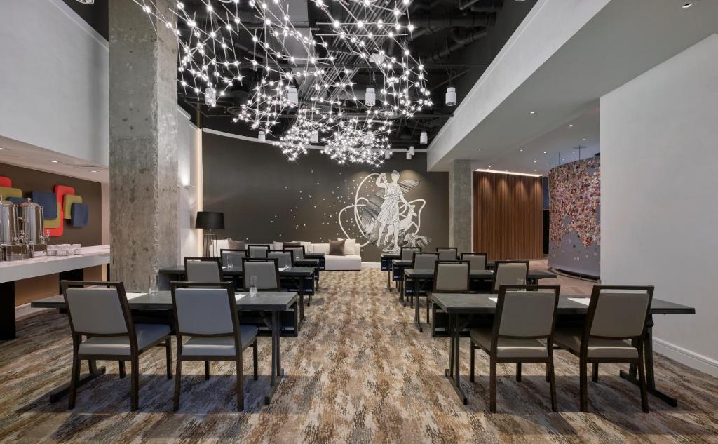 Hotel Zena Washington DC (Formerly Donovan)