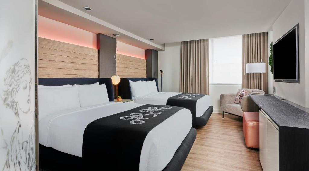 Hotel Zena Washington DC (Formerly Donovan)