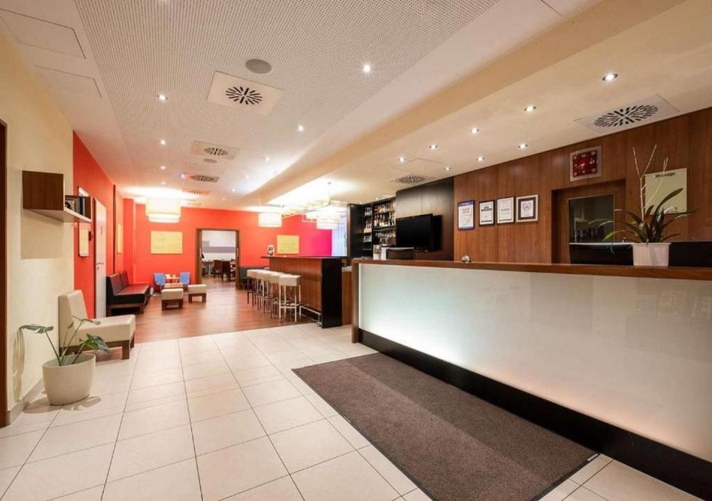 City Hotel Budapest (Formerly Star Inn)