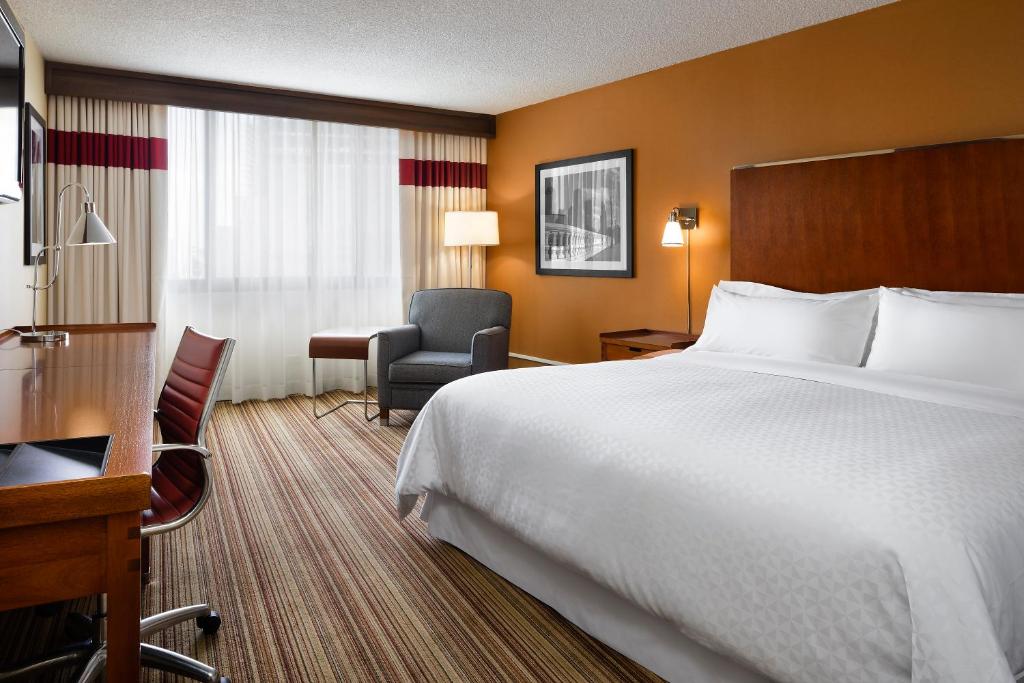Four Points by Sheraton Houston Greenway Plaza