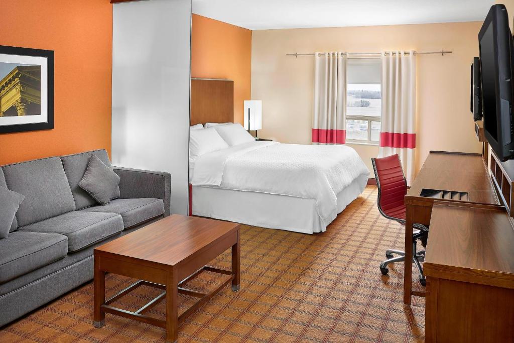 Four Points By Sheraton Edmonton Gateway
