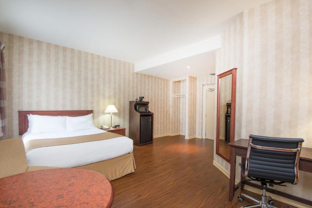 Ramada by Wyndham St. Johns
