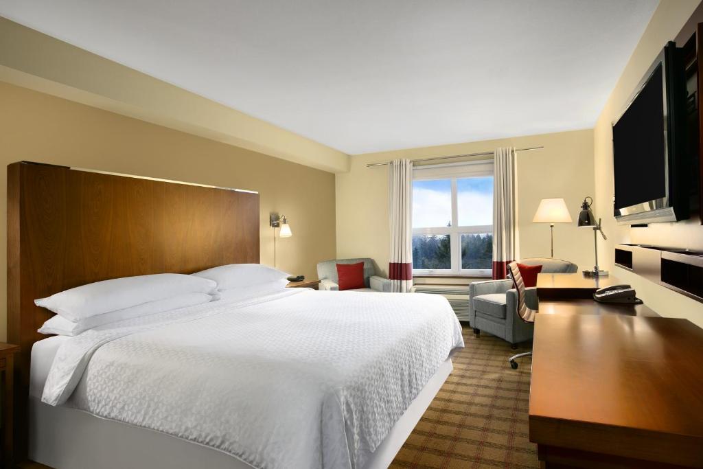 Four Points by Sheraton Victoria Gateway