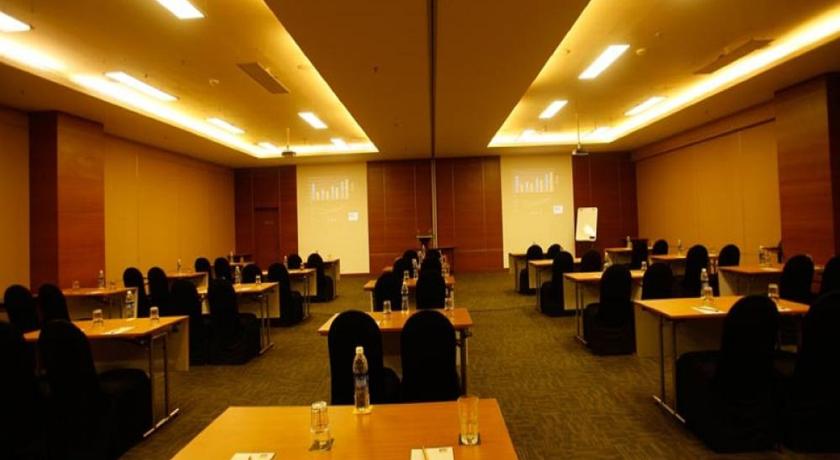 Keys Select Hotel Hosur Road, Bengaluru