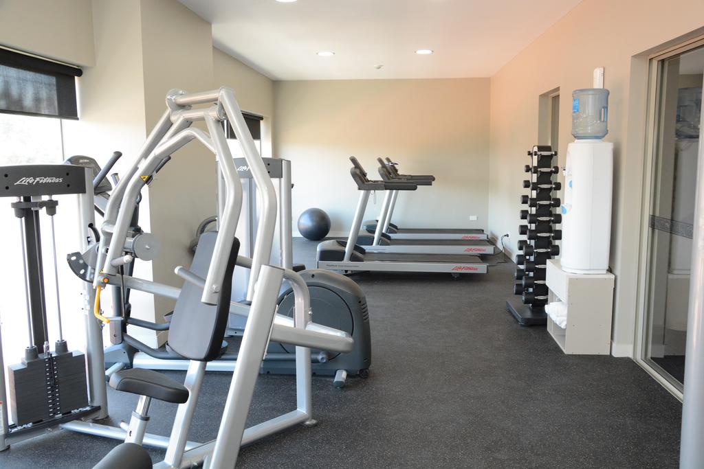 Ratsun Nadi Airport Apartment Hotel