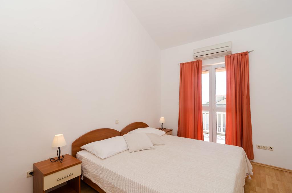 Burum Accommodation