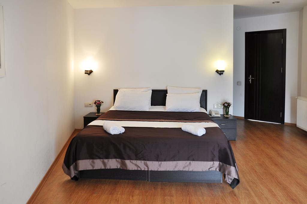 Hotel Corner