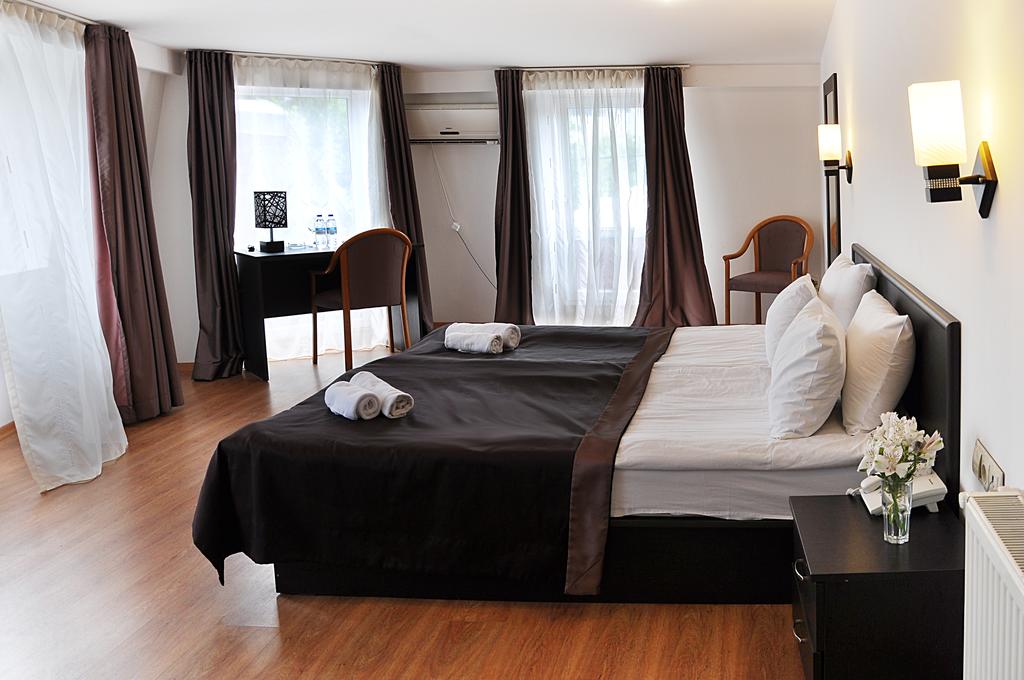 Hotel Corner