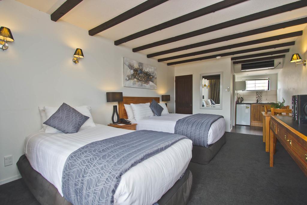 Knights Inn