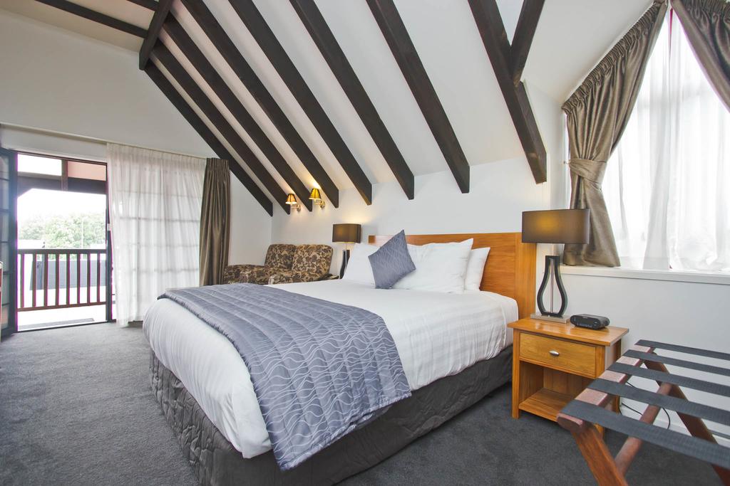 Knights Inn