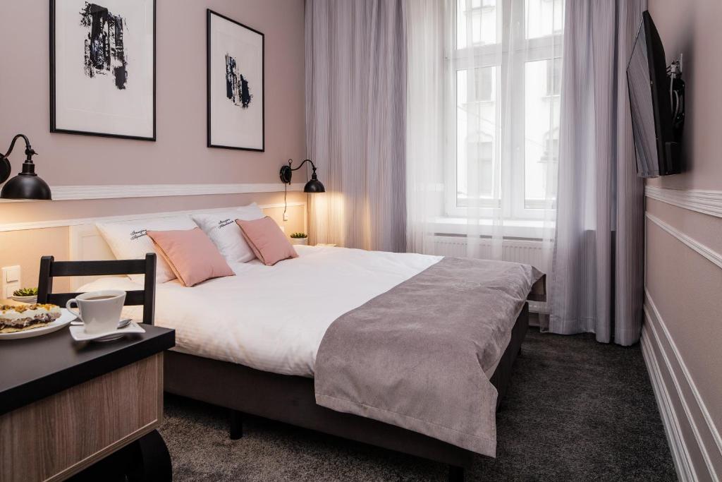 Imagine Apartments