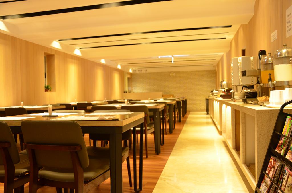 Noble Hotel