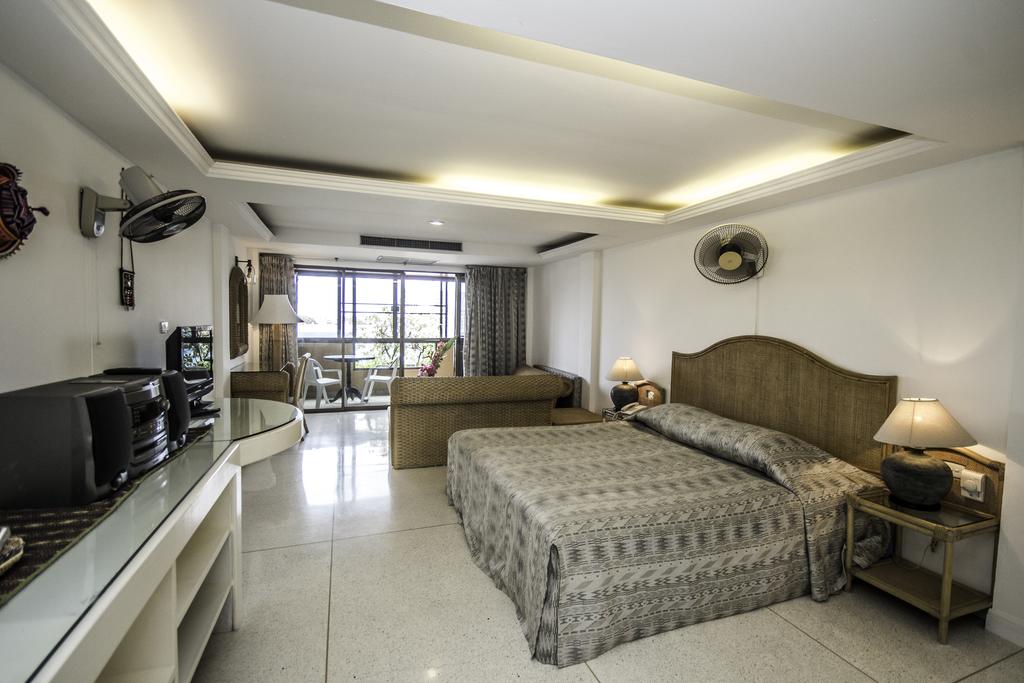 Bougainvillea Terrace House