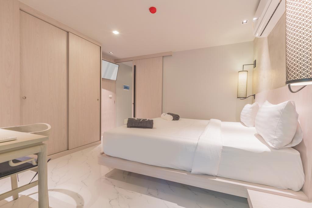 Karon Butterfly Residence