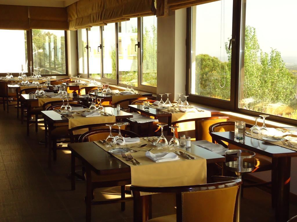 Melia Castelo Branco (Formerly TRYP Colina Do Castelo)