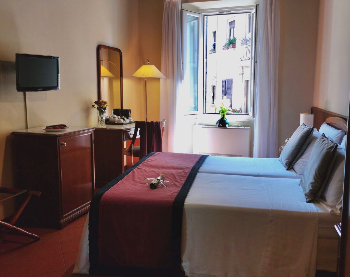 Hotel Teatro di Pompeo