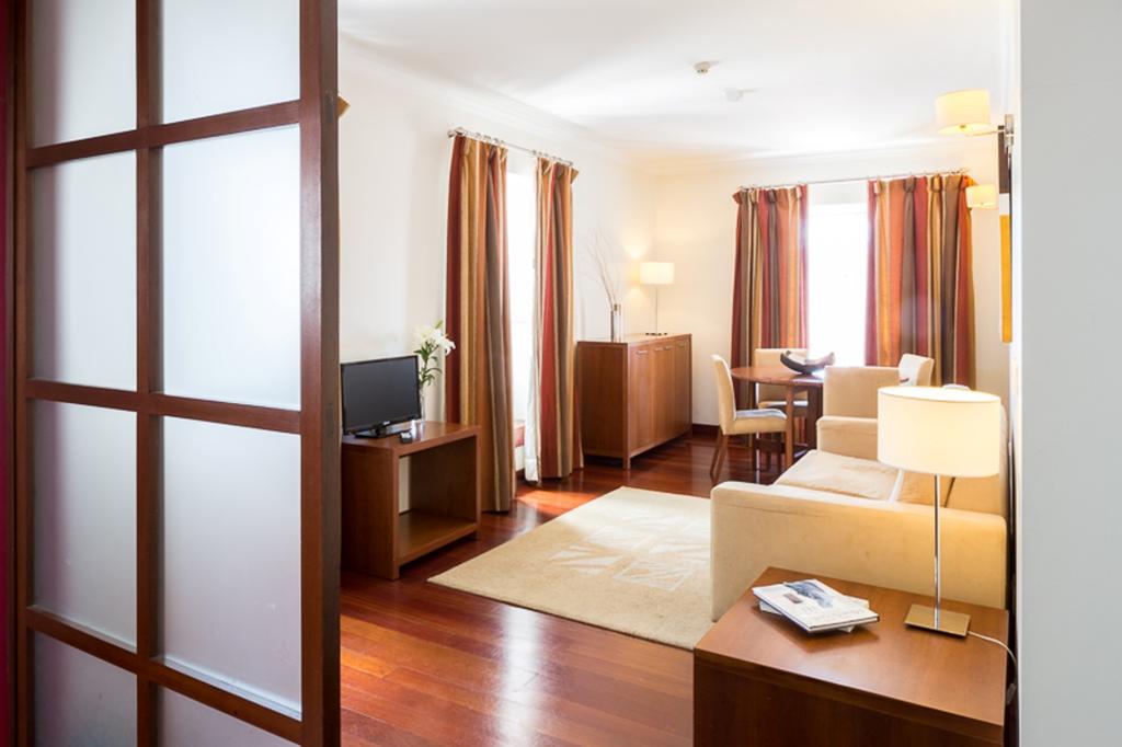 AMORAS – Country House Hotel