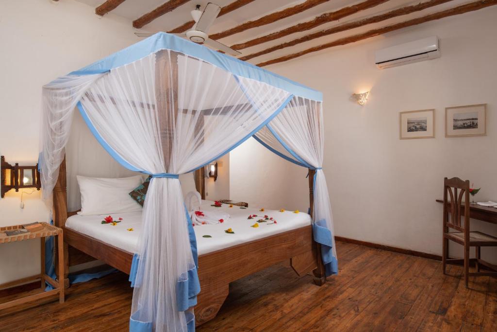 Hakuna Majiwe Zanzibar