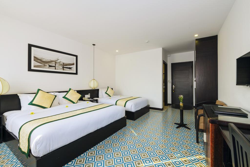 Hoi An Waterway Resort