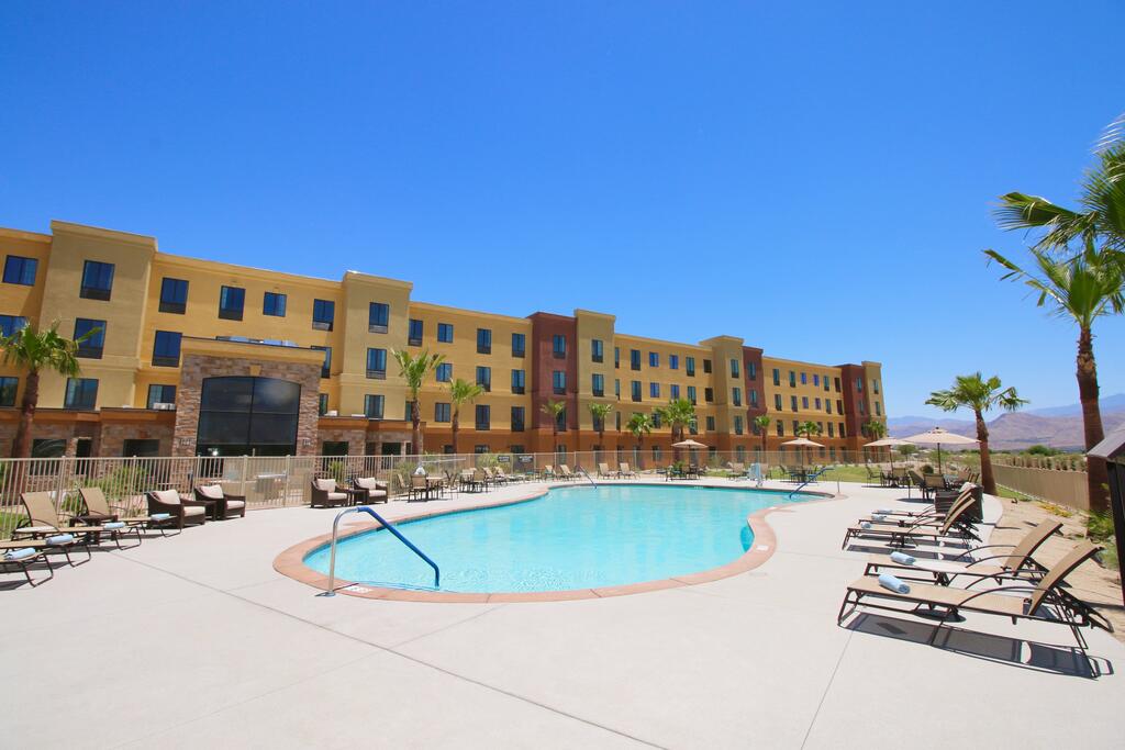 Staybridge Suites Cathedral City Golf Resort