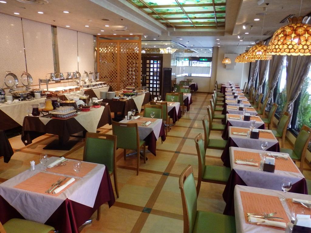 Hotel New Tanaka