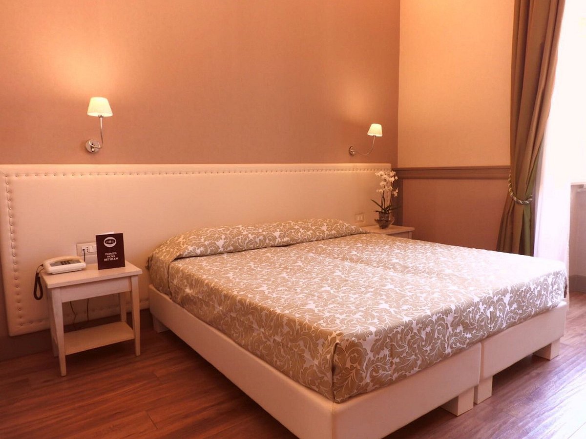 Dnb House Hotel