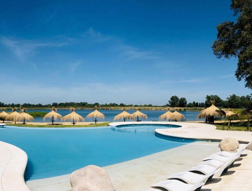 Howard Johnson by Wyndham Ezeiza Convention Center