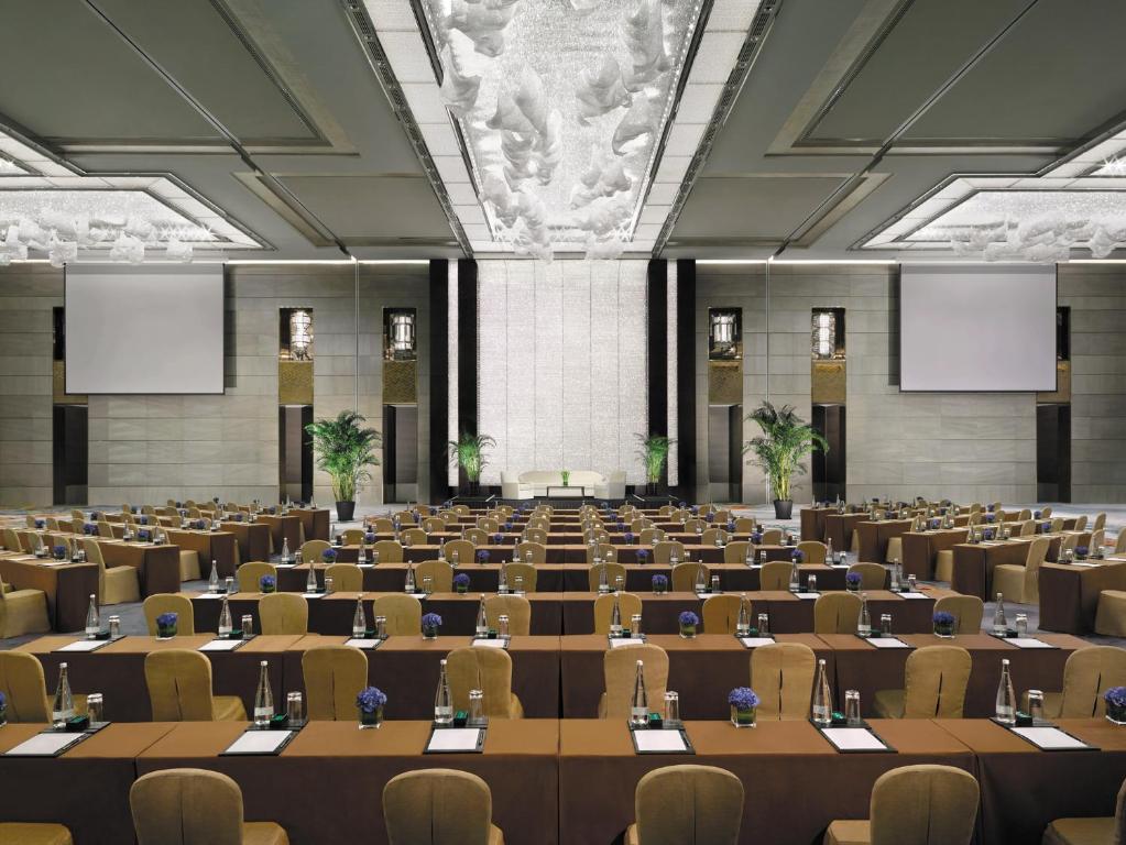 Jing An Shangri-La West Shanghai