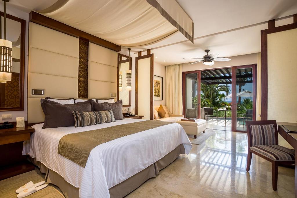Secrets Playa Mujeres Golf & Spa Resort