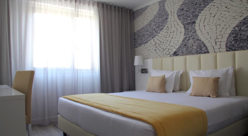 Masa Hotel Almirante