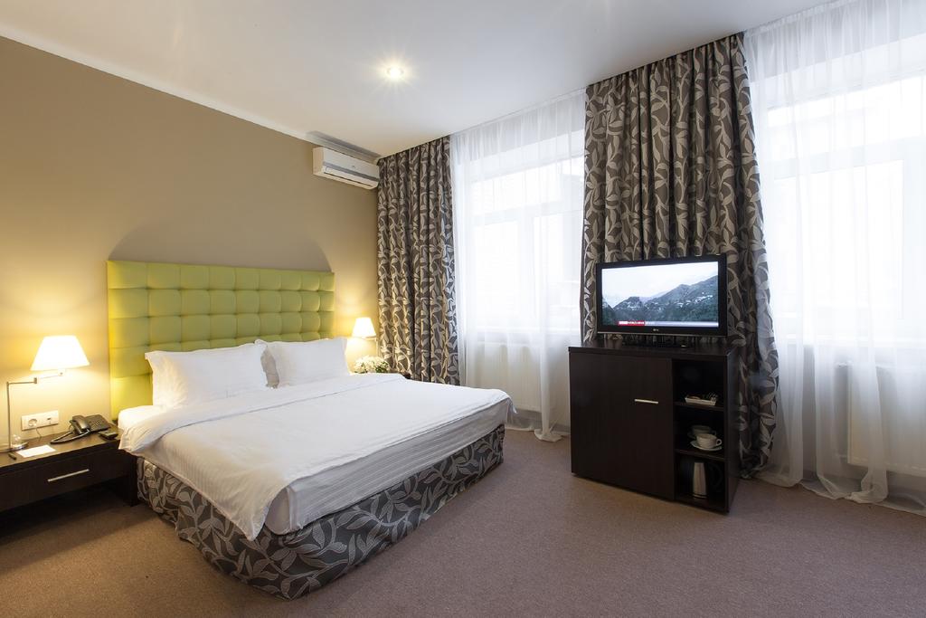 Bontiak Hotel