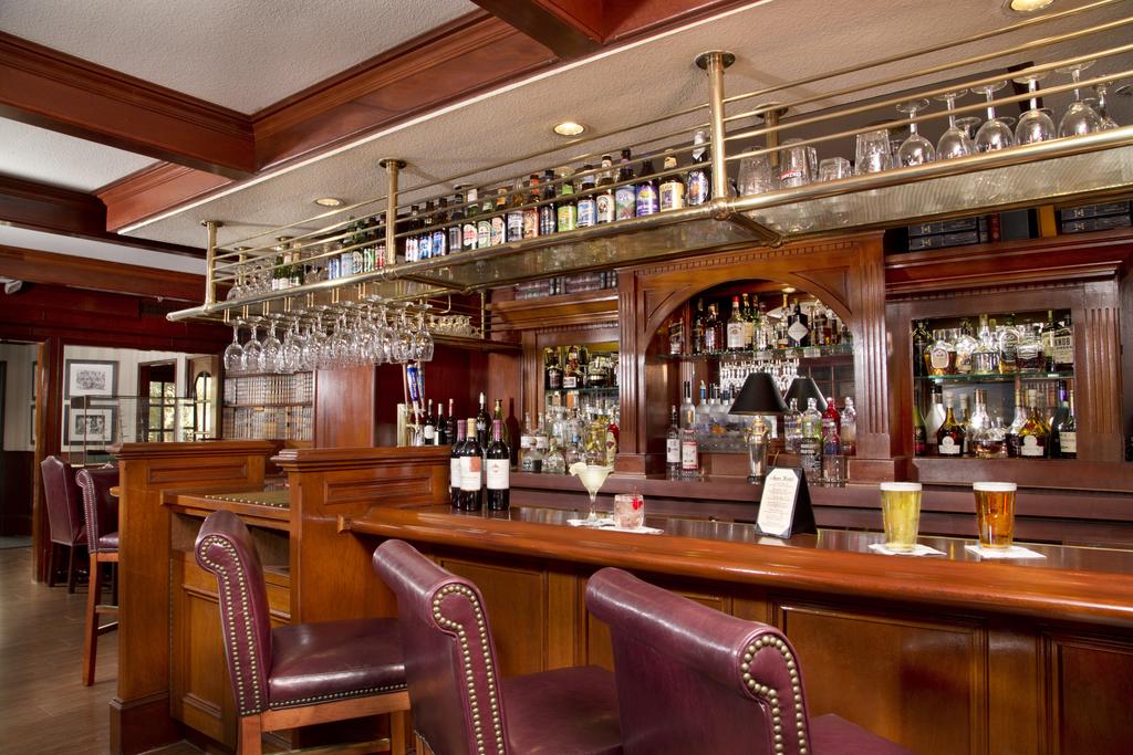 Ayres Hotel & Suites Costa Mesa/Newport Beach