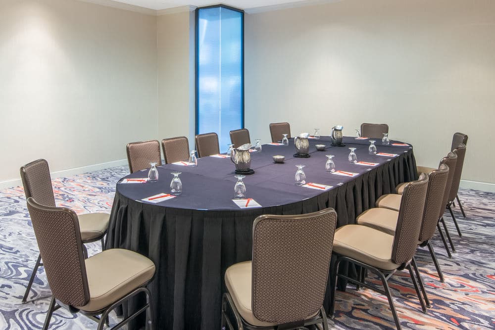 Crowne Plaza Charlotte Executive Park