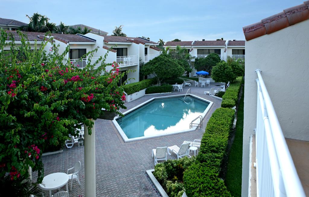 Ventura at Boca Raton by Capital Vacations