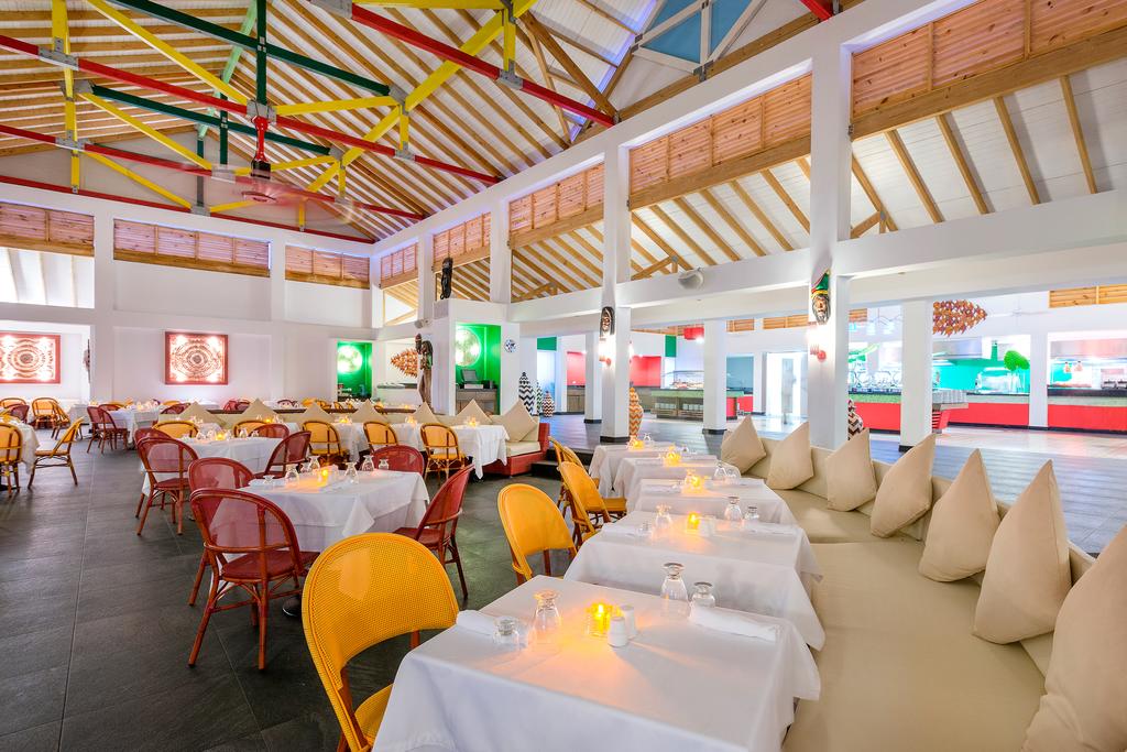 Decameron Isleño