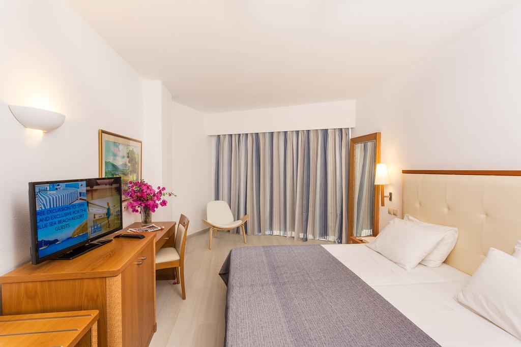 Blue Sea Beach Resort - All Inclusive