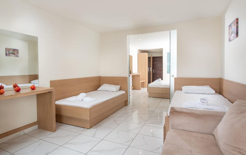 Toroni Blue sea Hotel and Spa