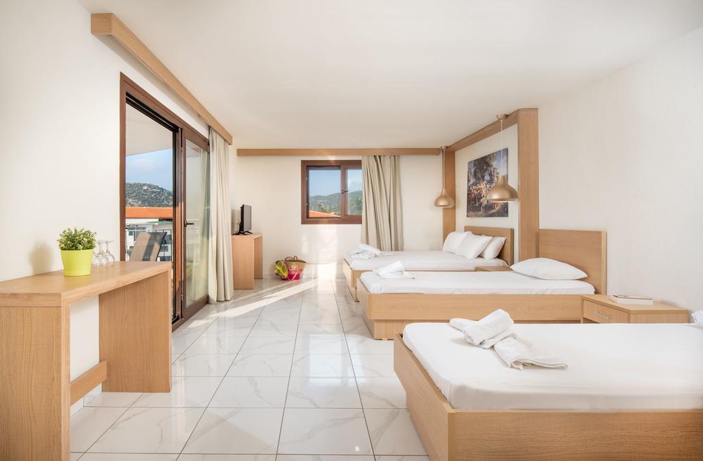 Toroni Blue sea Hotel and Spa