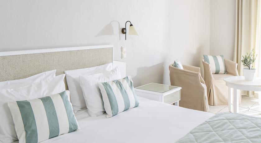 Manoulas Beach Mykonos Resort