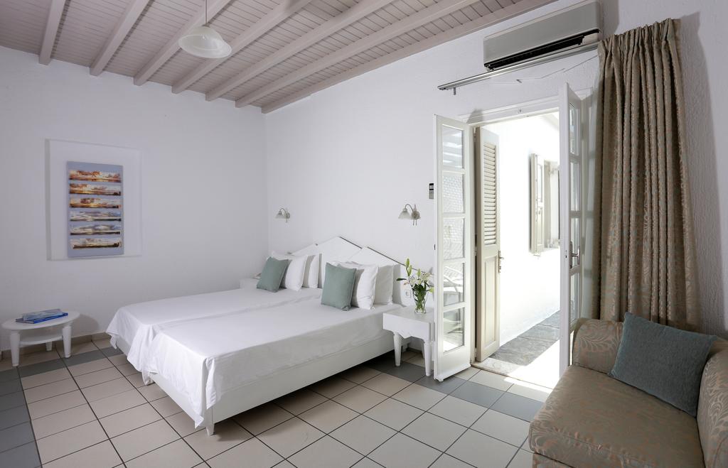 Mykonos Palace Beach Hotel