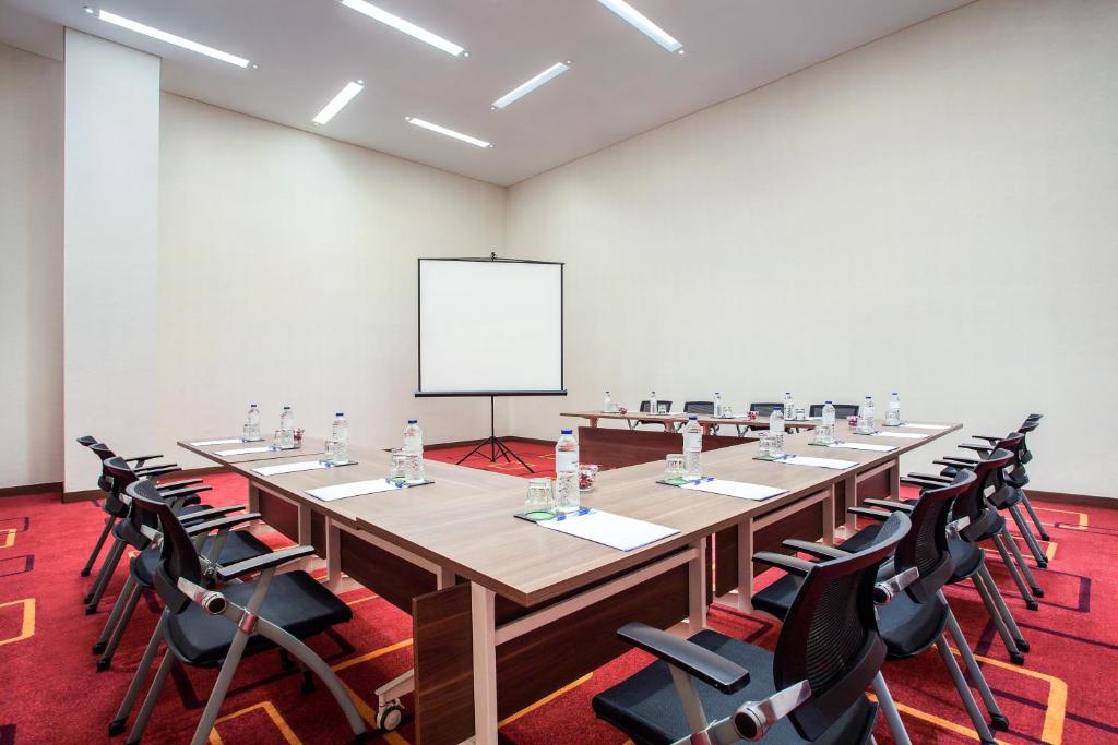 Holiday Inn Express Jakarta Pluit Citygate
