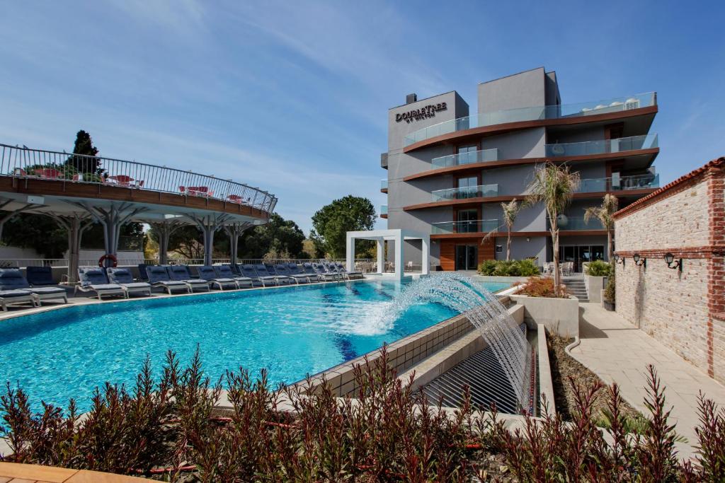Doubletree By Hilton Kusadasi