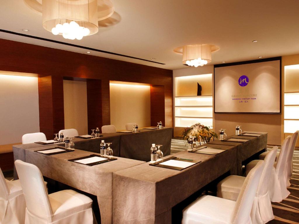 Grand Mercure Shanghai Century Park Hotel