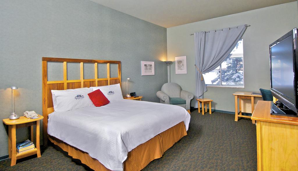 Dimond Center Hotel