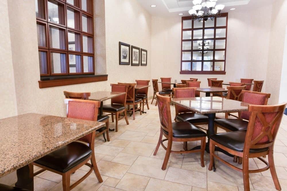 Drury Inn  & Suites Baton Rouge