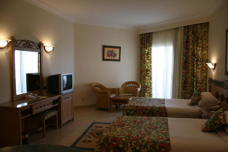 Pyramisa Beach Resort Sahl Hasheesh