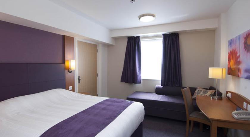 Premier Inn Glasgow City South