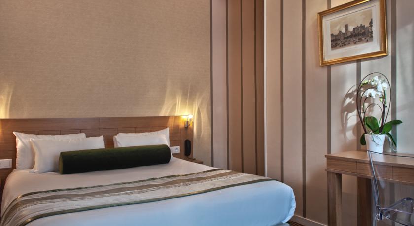 Hotel Romance Malesherbes by Patrick Hayat
